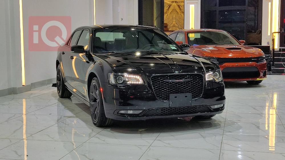 كرايسلر 300